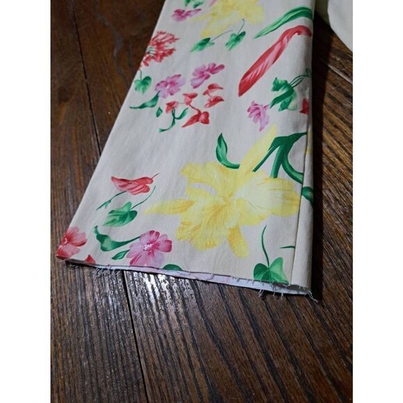 Size 12 Rafaella Tropical Floral Capris Cream Yellow Red Pink Green - Picture 4 of 8